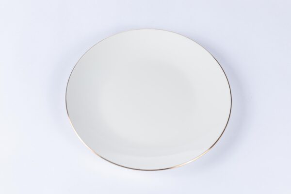 Ontbijt bord - wit met gouden rand  ø 19 cm